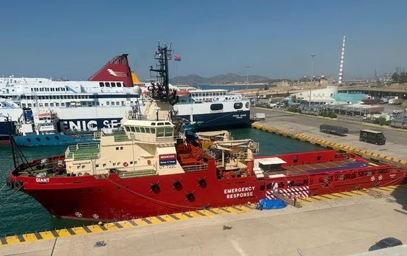 اليونان ترسل سفينة إنقاذ إلى البحر الأحمر بعد هجمات الحوثيين الأخيرة