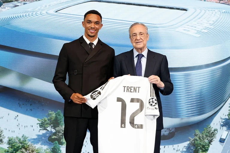 ريال مدريد يقدّم ترينت ألكسندر-أرنولد بعد التعاقد معه حتى 2031