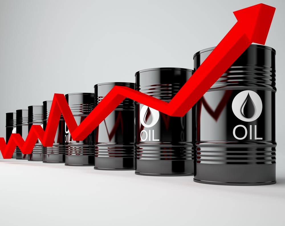توترات الشرق الأوسط تشعل أسعار النفط ومخاوف من إغلاق هرمز