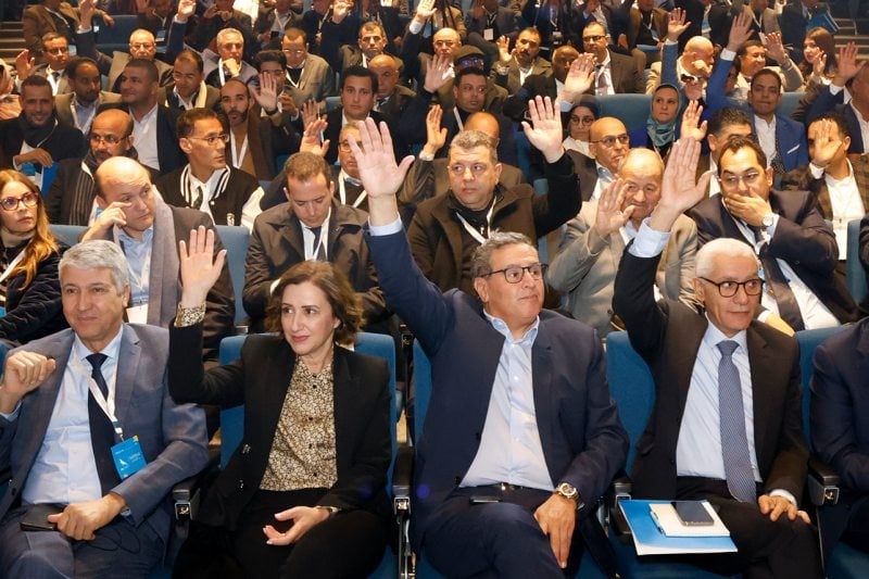 'الأحرار' يشيد بالمنحزات الحكومية ويدعو للتفكير في التحديات