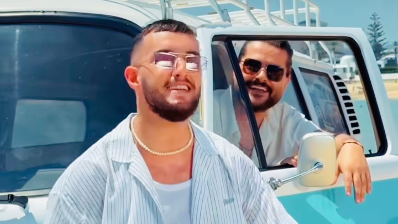 'يا مسافر' يجمع بهاوي وزيتون