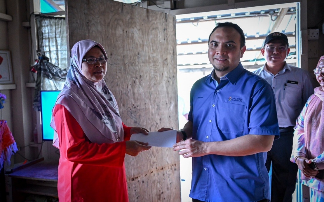 PM Extends Assistance To Struggling Single Mother Of Six