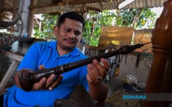 Kelantanese Serunai: Three Days To Carve The Sound, A Lifetime To Preserve The Tradition