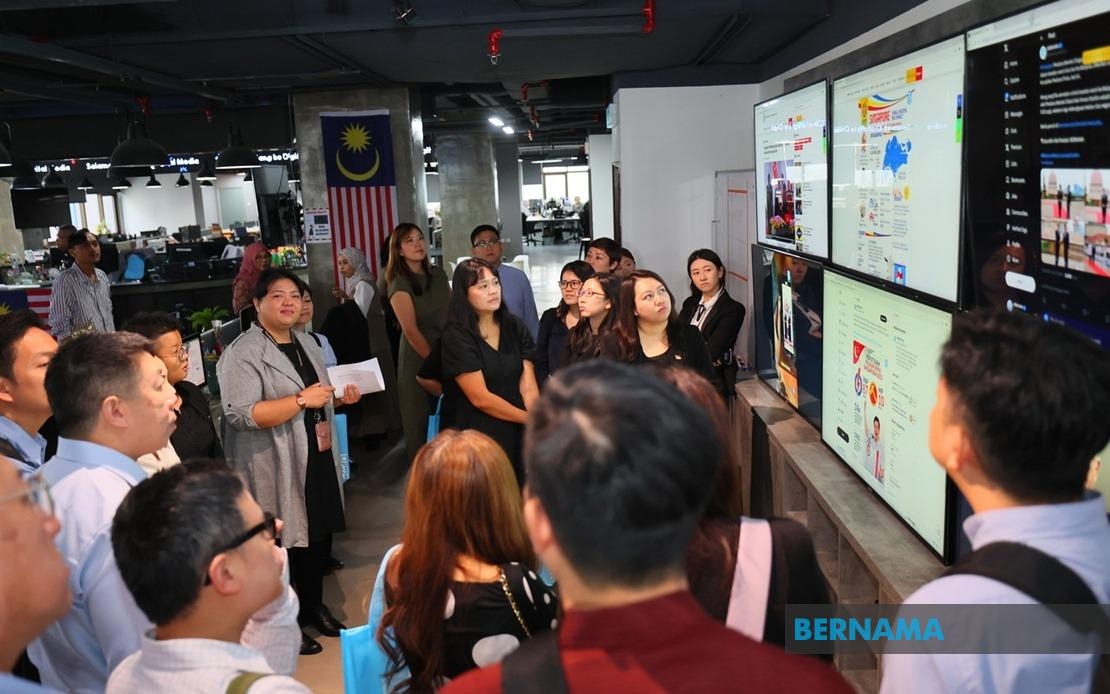Singapore Delegation Visits Bernama To Boost Media Ties