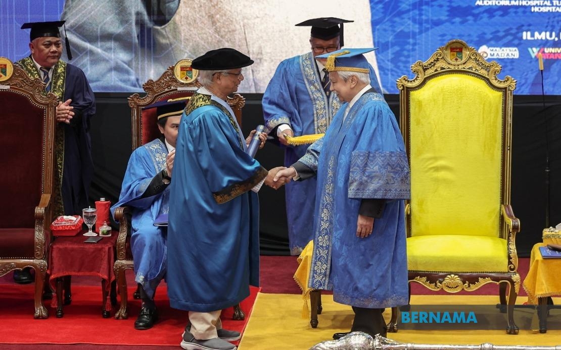 UKM Confers Honorary Doctorate In Social Business On Bangladesh Chief Adviser