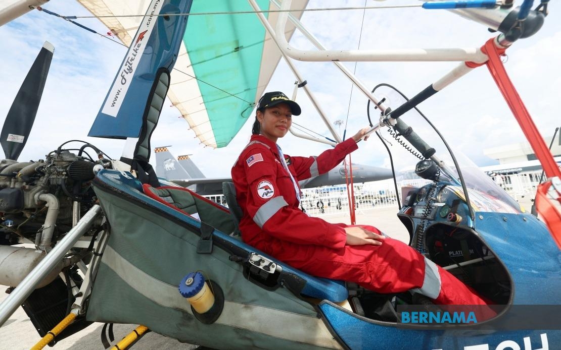Young Semai Female Pilot Breaks Barriers in Malaysian Aviation
