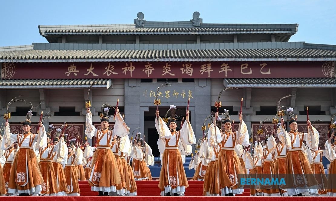Tradition Meets Technology At Yan Emperor Ceremony