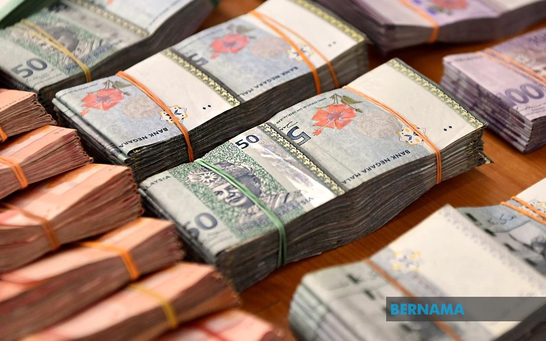 Two Retirees Lose Over RM1 Mln To Online Investment Scams