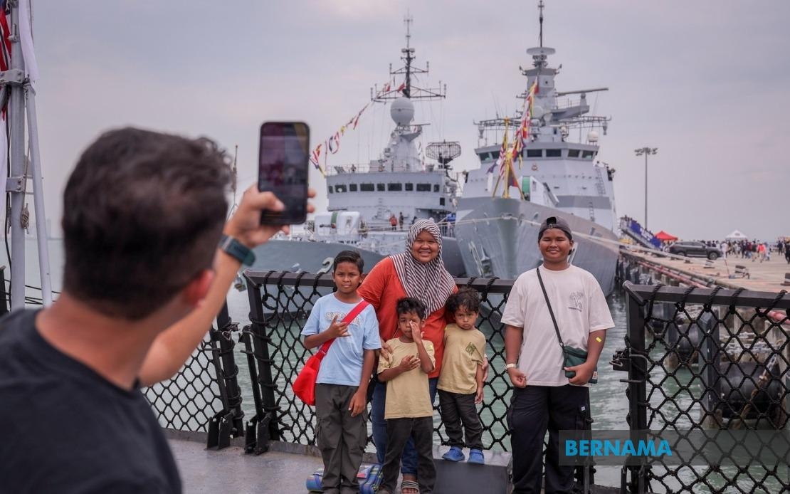 Excitement At SPCT As Thousands Visit ASEAN Naval Ships