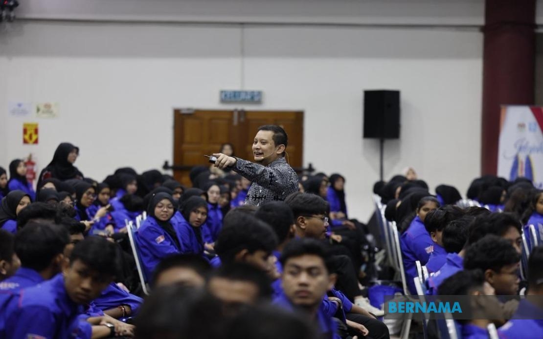 Communications Ministry Committed To Strengthening Digital Media Literacy Among Polytechnic Students Through HAWANA Roadshow 2025