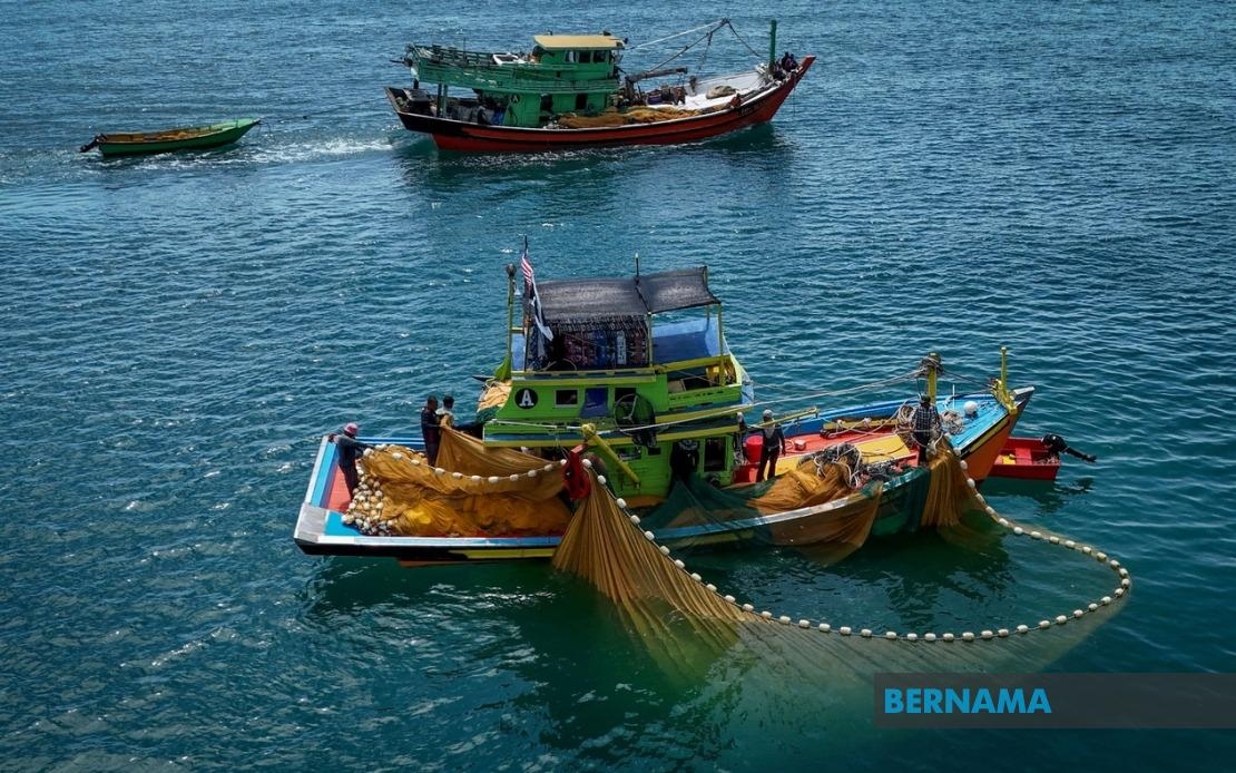 Mohamad To Table Memorandum On Fisheries (Amendment) Bill At Cabinet Meeting Tomorrow