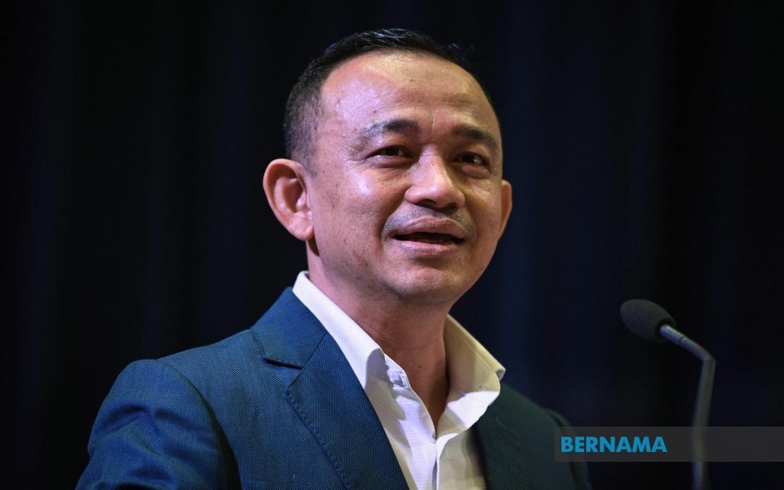 Maszlee Proposes Five-Point Plan To Tackle School Bullying, Urges Student Rights Charter