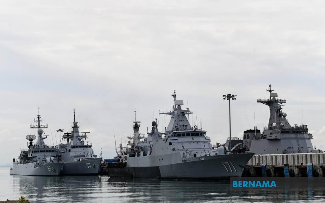 10 Warships From ASEAN Countries Sail Into Penang