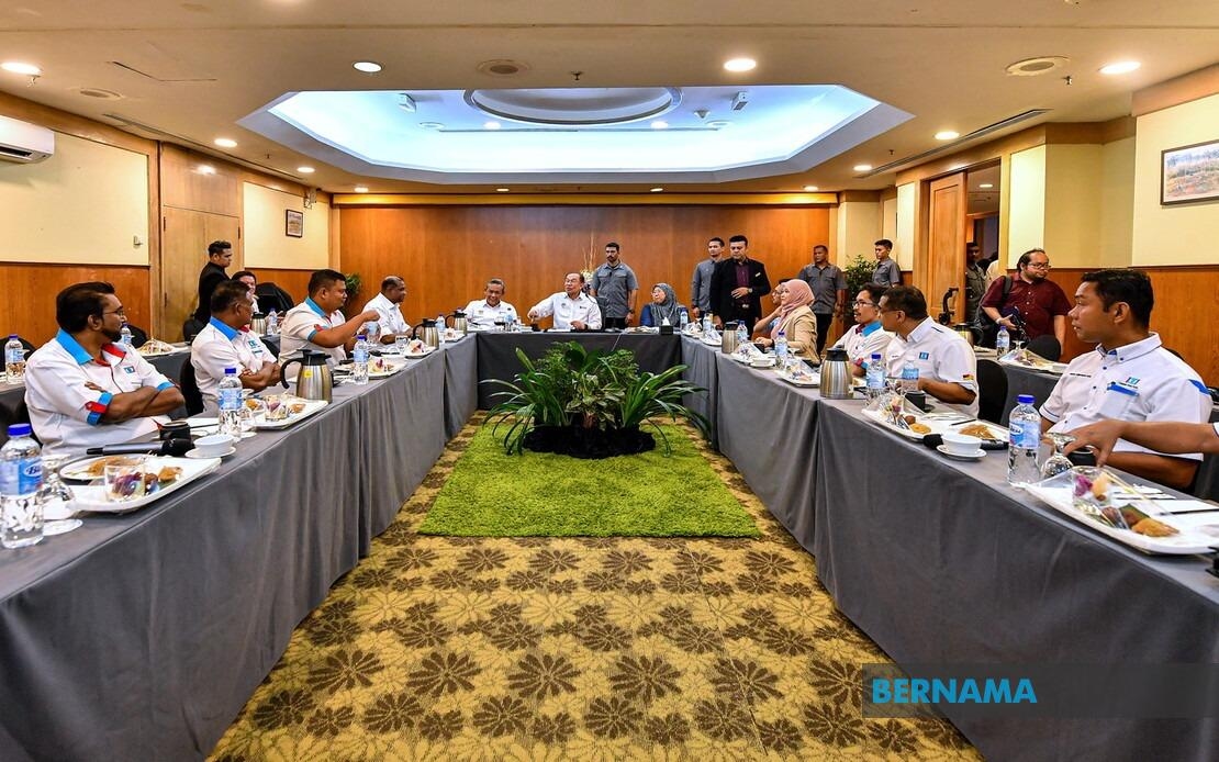 PM Holds Closed-Door Meetings With Negeri Sembilan PKR Members, Division Heads