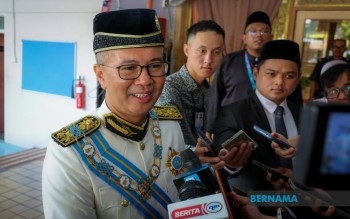 Tengku Zafrul Conferred DPPN Award In Conjunction With Penang Governor's Birthday