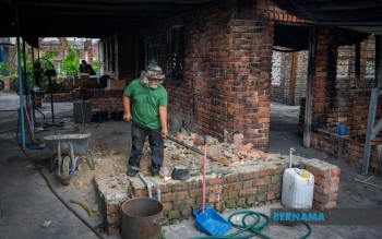 Sombre Aidiladha For Victims Of Putra Heights Gas Pipeline Fire