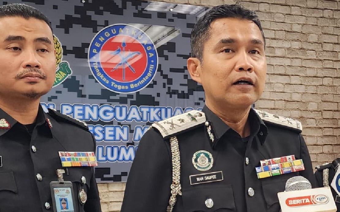 Father And Son Arrested Over Fake Immigration Document Racket In Chow Kit