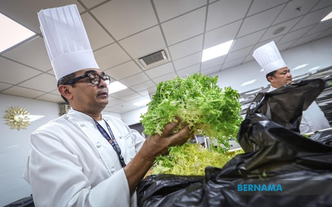 Malaysia Serves Kitchen Diplomacy At ASEAN Leaders' Table