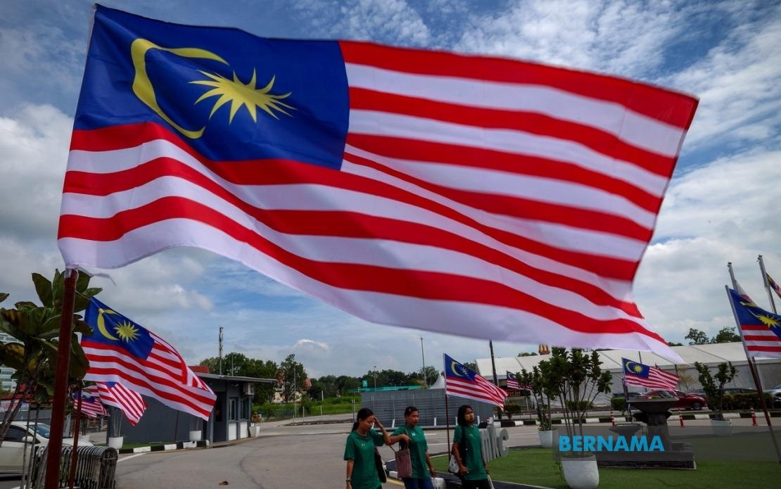 Check AI-Generated Jalur Gemilang Images To Avoid Disrespect