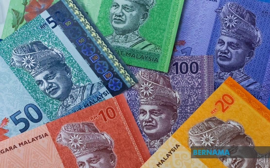 Ringgit Ends Higher Against Greenback Amid Continued Concerns Over US Fiscal Policy