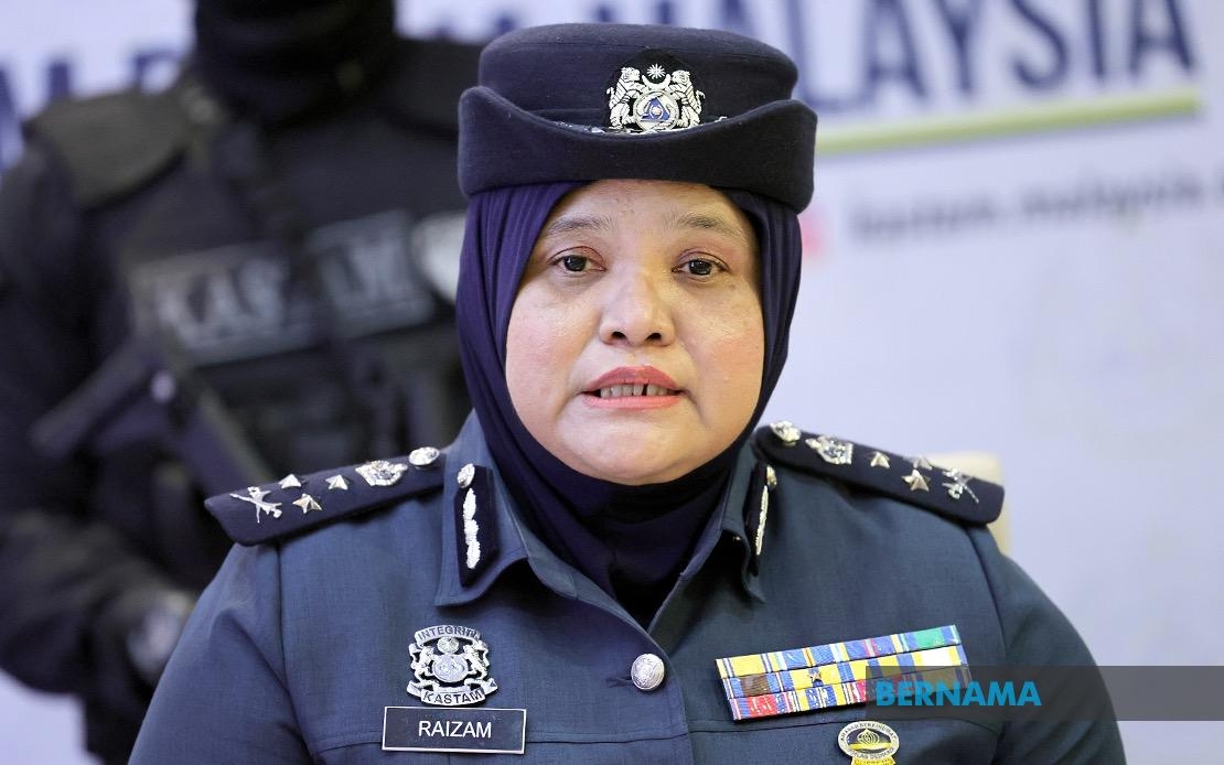 Customs Seize 272 Tonnes Of Scrap Iron Worth RM1.64 Million