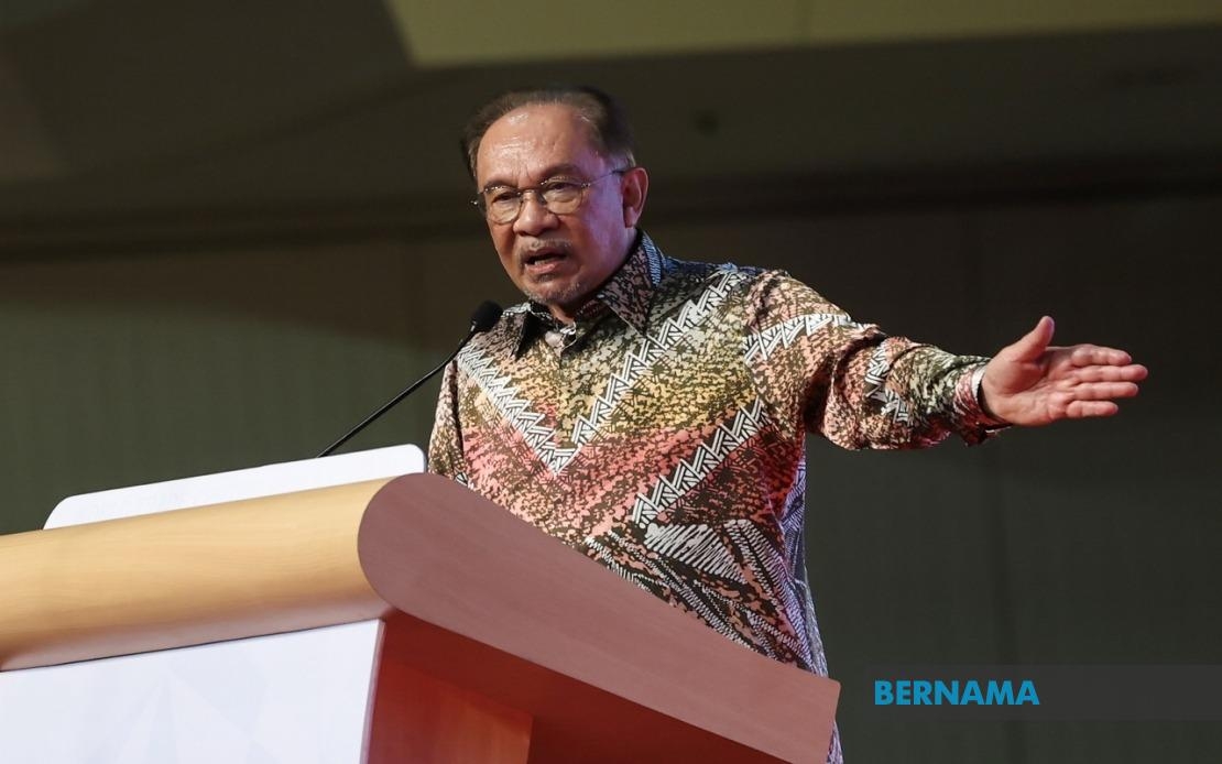 PM Anwar Vows To Continue Action Against Corrupt Leaders