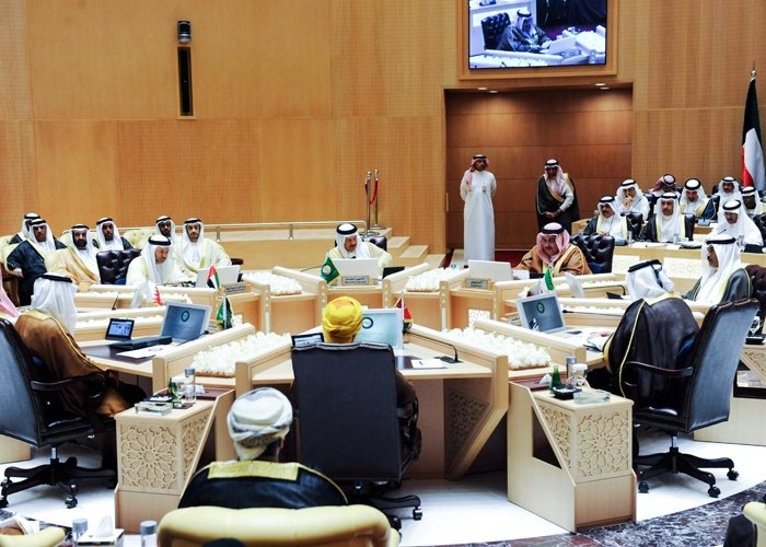 الخليج يتحرك لاحتواء التصعيد بين إسرائيل وإيران ويدفع نحو سلام دائم