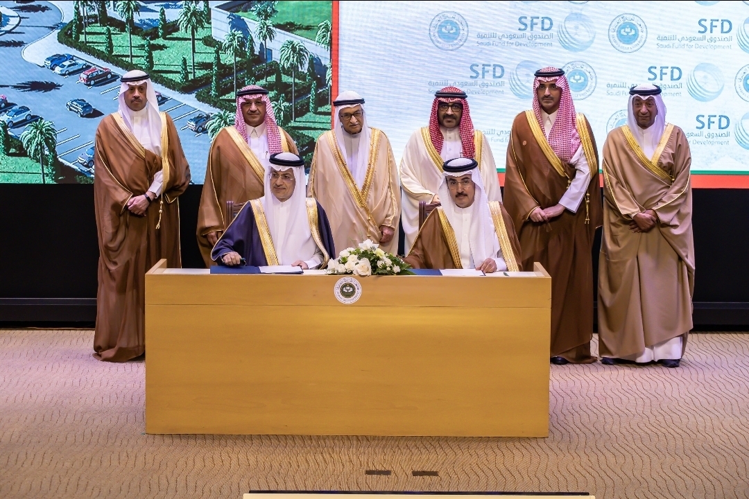 Arabian Gulf University Signs Contract for the Completion of King Abdullah bin Abdulaziz Medical City Project
