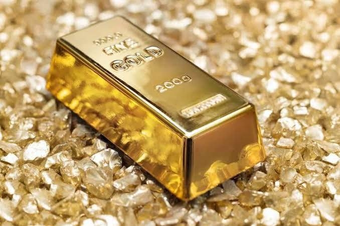 أسعار الذهب ترتفع قبل صدور بيانات اقتصادية مهمة في أمريكا