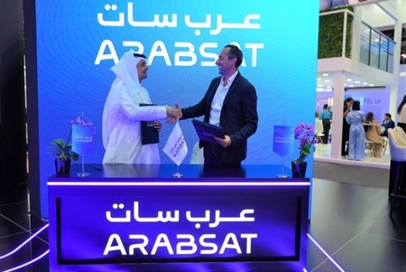 Arabsat selects Telesat Lightspeed LEO services