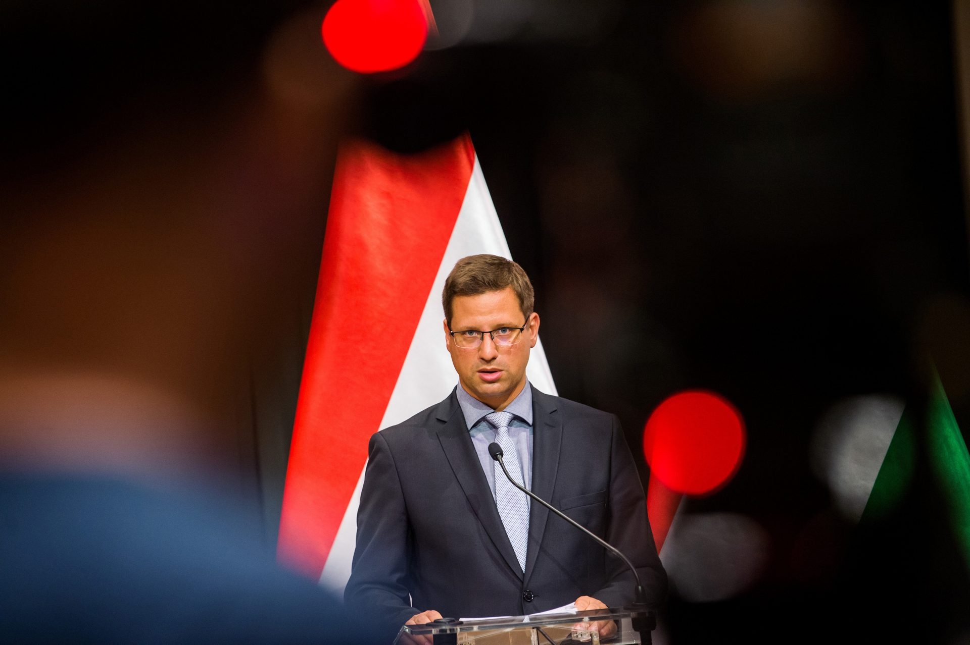 Minister Gulyás: We are not heading toward peace, but wading deeper into war