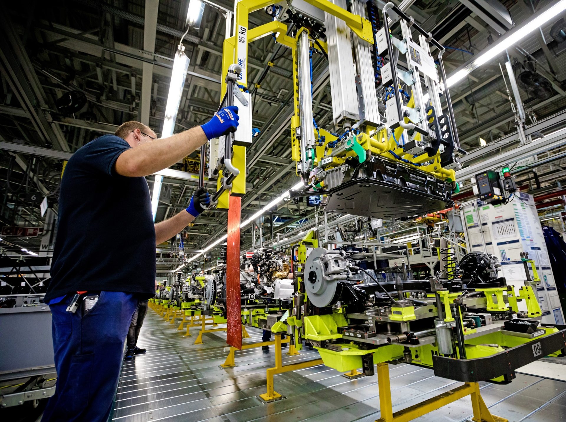 Industrial producer prices up by more than 5 percent