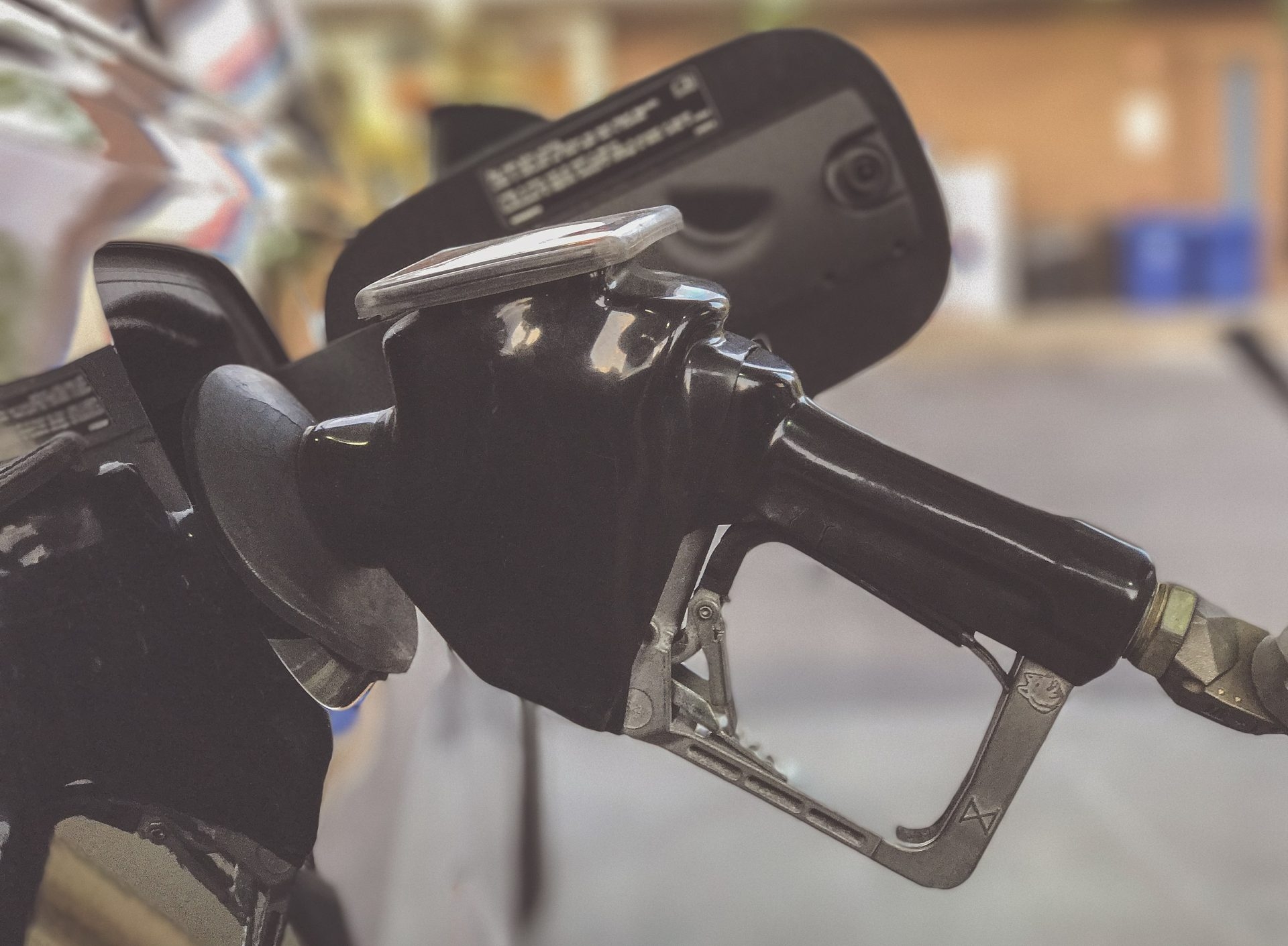 KSH: Fuel prices in Hungary are below average