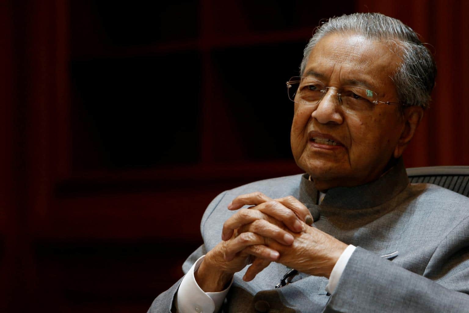 Tun Mahathir Questions On 'Extensive' Number Of Police At Upcoming Rally