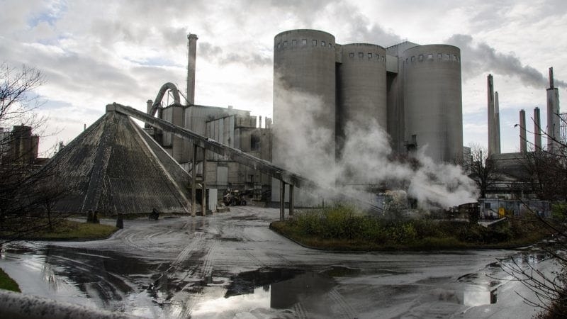 Malayan Cement's Outlook Mirrors Sectors' Robust Performance