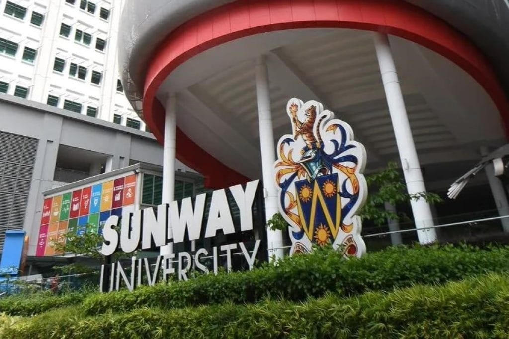 Malaysian Universities Top The QS Rankings, Yet RM6.1 Billion Spent Sending Students Abroad