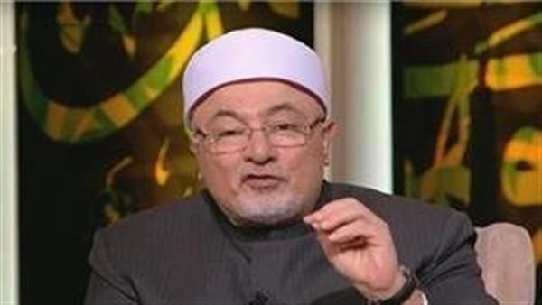خالد الجندي: الصلاة في مساجد بها أضرحة جائزة بشروط شرعية واضحة