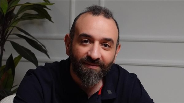 عمرو سلامة: لما بمثل بفهم معاناة الممثل قدام الكاميرا.. ومصر الأكثر قابلية في تصديق أعمال الرعب