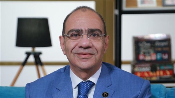 رئيس لجنة مكافحة كورونا: الالتهابات الفيروسية المنتشرة سببها الإنفلونزا.. ولا تستدعي القلق