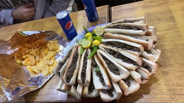 طريقة عمل الكبدة بالسمنة البلدي.. طبق مشكل كلاوي وقلوب