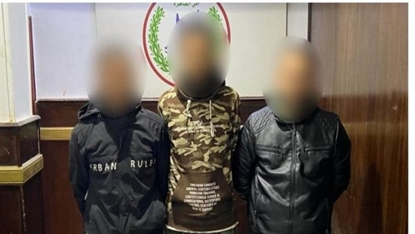 اليوم.. محاكمة 3 عاطلين في اتهامهم بسرقة متعلقات المواطنين بحدائق القبة