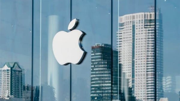 أسهم أبل تتراجع لأدنى مستوى لها في أسبوعين بعد تحذيرات فرض رسوم على هواتفها