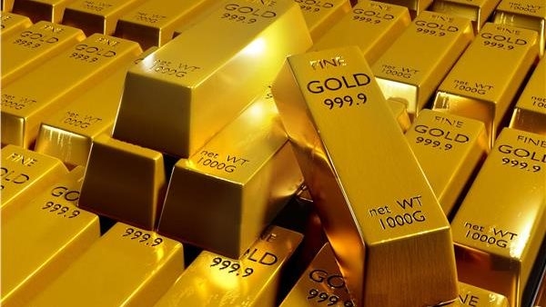 تراجع اضطراب أسعار الذهب العالمية مع تفادي المعدن لرسوم ترامب الجمركية