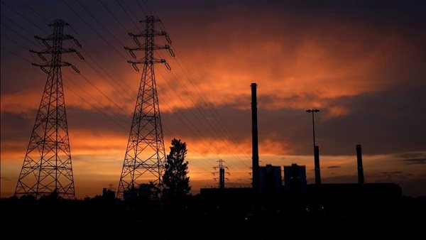 رئيس الوزراء: العودة لتخفيف الأحمال خلال الصيف المقبل ليست مطروحة