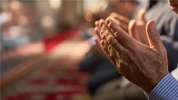 نقل شعائر صلاة الجمعة من مسجد الريف المصري بالمنيا