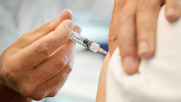دراسة: لقاح القوباء المنطقية يقلل خطر الإصابة بالنوبات القلبية والسكتات الدماغية لمدة 8 سنوات