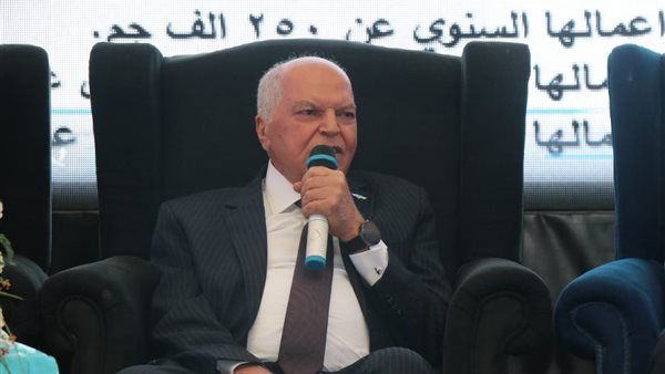 خلف الزناتي يوجه بالتواصل المباشر مع المعلمين المستحقين للدعم النفسي والمعنوي
