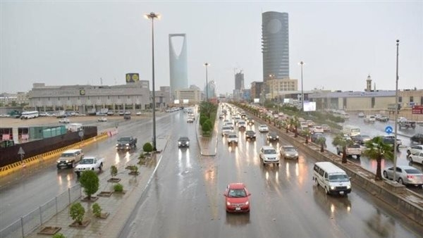 الطقس في السعودية الجمعة.. نشاط للرياح المغبرة واستمرار ارتفاع الحرارة