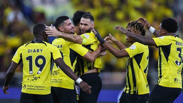 اليوم.. الاتحاد السعودي يتسلم كأس دوري روشن بعد مباراته أمام ضمك