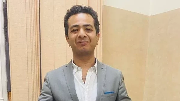 عضو بنقابة الأطباء: وزارة الصحة اتهمت الدكتور خالد أمين بنشر أخبار كاذبة.. والنيابة أخلت سبيله بضمان إقامته